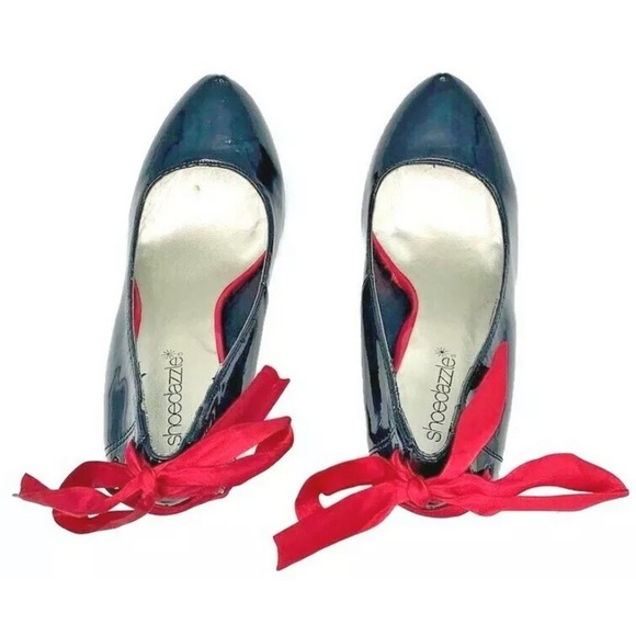Shoedazzle Patent Leather Platforms with Red Laces - Picture 10 of 12